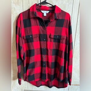 OLD NAVY Flannel Boyfriend Shirt Red Plaid Buffalo Plaid Sz M